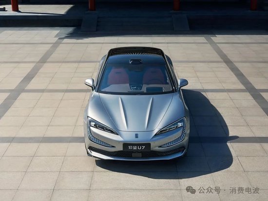 比亚迪，为什么敢欠款2500亿！