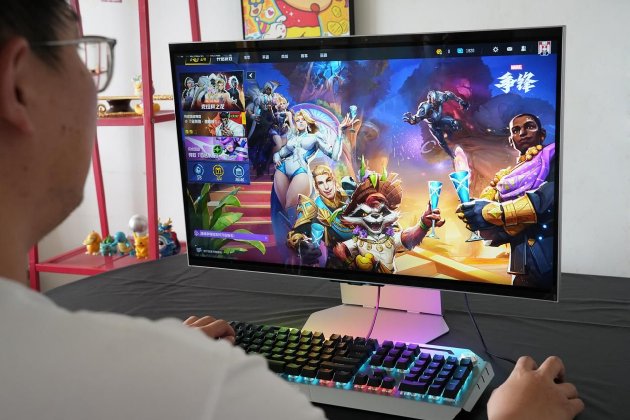 三星玄龙骑士G90XF评测：裸眼3D技术落地电竞场景，是噱头还是体验革命？